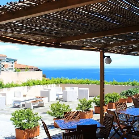 Casa Vacanze Il Ginepro - Golfo Di Marinella Apartment *
